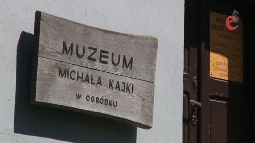 Organizatorami konkursu są: Dom Kultury w Orzyszu i Muzeum Michała Kajki w Ogródku - oddział Muzeum K. I. Gałczyńskiego w Praniu
