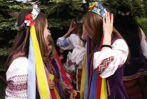W północno-wschodniej Polsce mieszkają tysiące osób, których rodzinne korzenie tkwią na terenach dzisiejszej Ukrainy. Społeczność ta pielęgnuje swoje tradycje. Co roku można się o tym przekonać w czasie dziecięcego festiwalu w Elblągu. Fot.: archiwum