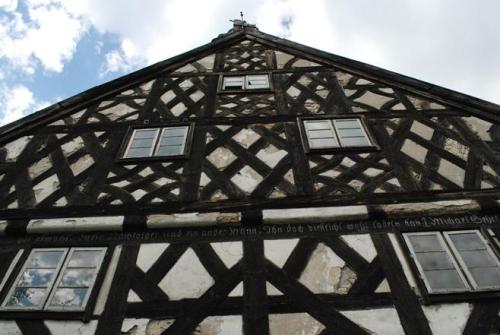 Dom ​podcieniowy w  Stalewie​...