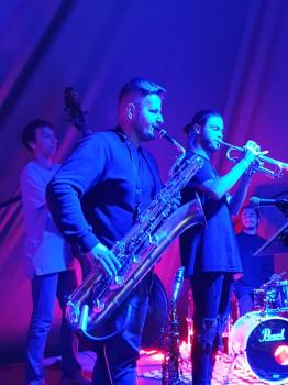 Na zdjęciu - ostatnia sesja jazzowa w plenerze